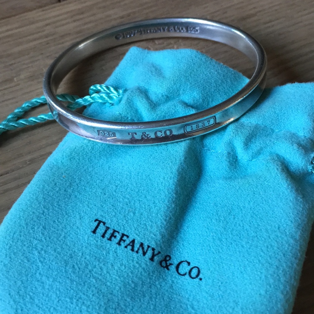 Tiffany & Co. Sterling Silver 1837 Oval Bangle